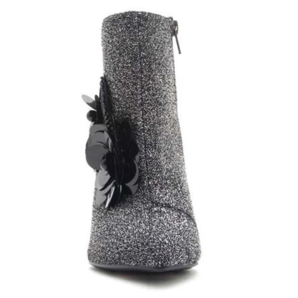 2FOR$30 - NIB Qupid Pewter High Heel Lurex Bootie W/ Black Floral Embellishment - Picture 3 of 5